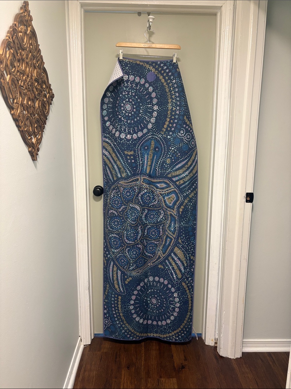 Manduka yogitoes skidless yoga mat.